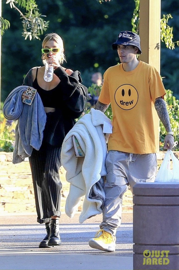 Soi kỹ mới thấy đẳng cấp visual của vợ Justin Bieber đỉnh nhường này: Ra đường là phải lồng lộn, đẹp lấn át cả chồng - Ảnh 3.