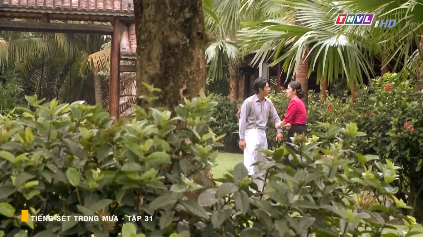 Tiếng S&eacute;t Trong Mưa tập 31: Bổn cũ soạn lại, tuyệt chi&ecirc;u thả th&iacute;nh của mẹ con Thị B&igrave;nh ch&iacute;nh l&agrave; h&aacute;t ru cậu chủ? - Ảnh 6.