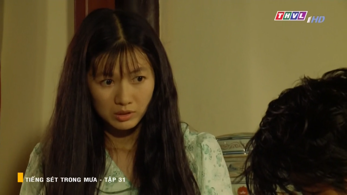Tiếng S&eacute;t Trong Mưa tập 31: Bổn cũ soạn lại, tuyệt chi&ecirc;u thả th&iacute;nh của mẹ con Thị B&igrave;nh ch&iacute;nh l&agrave; h&aacute;t ru cậu chủ? - Ảnh 13.