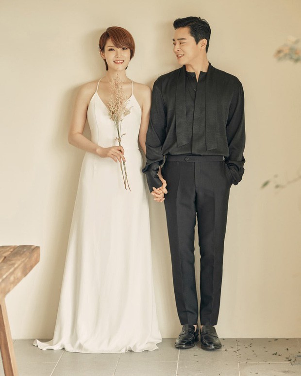 Nữ ca sĩ Hậu duệ mặt trời tiết lộ lý do không tổ chức đám cưới hoành tráng cùng diễn viên Jo Jung Suk - Ảnh 6.