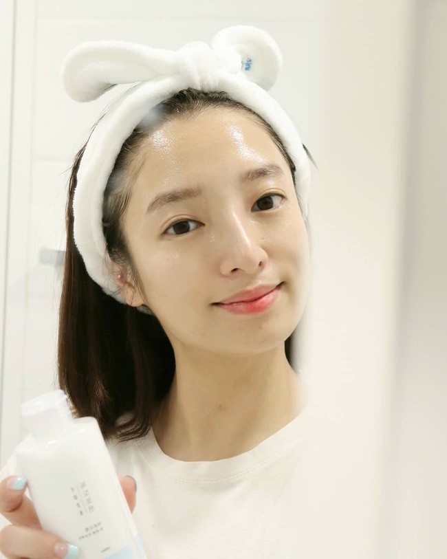 7 hiểu lầm khi d&ugrave;ng Retinol h&agrave;ng ng&agrave;y, bảo sao da c&agrave;ng nhăn v&agrave; kh&ocirc;ng kh&aacute; l&ecirc;n được  - Ảnh 3.