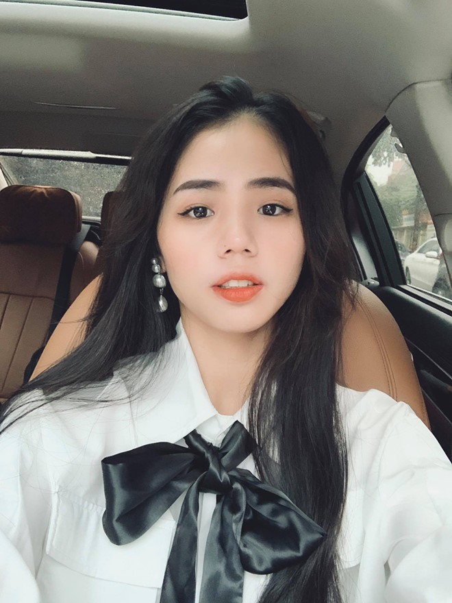 Giữa t&acirc;m b&atilde;o bị ekip Hương Ly tố v&ocirc; ơn, Đức Ph&uacute;c thản nhi&ecirc;n đăng ảnh hậu trường nhưng vẫn bị soi ra chi tiết v&ocirc; l&yacute; - Ảnh 2.
