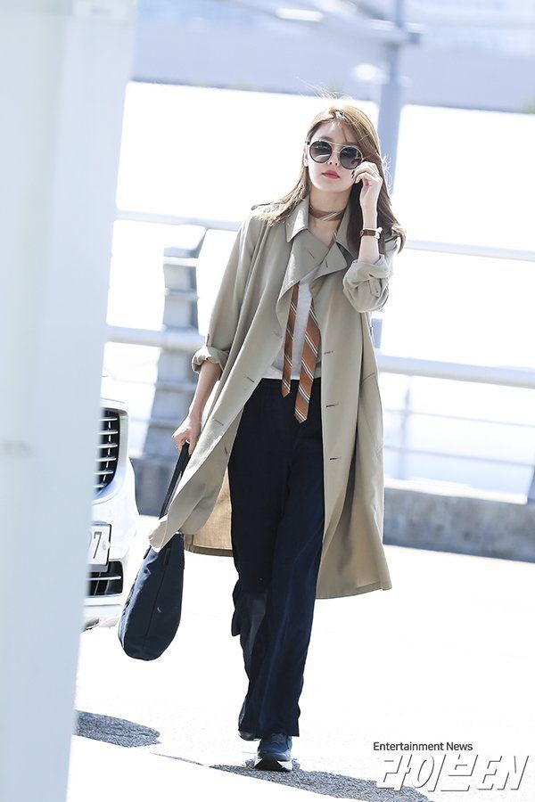 Trời mưa lạnh diện trench coat là chuẩn bài, và để mặc cho đẹp thì bạn phải học ngay các mỹ nhân Hàn - Ảnh 8.