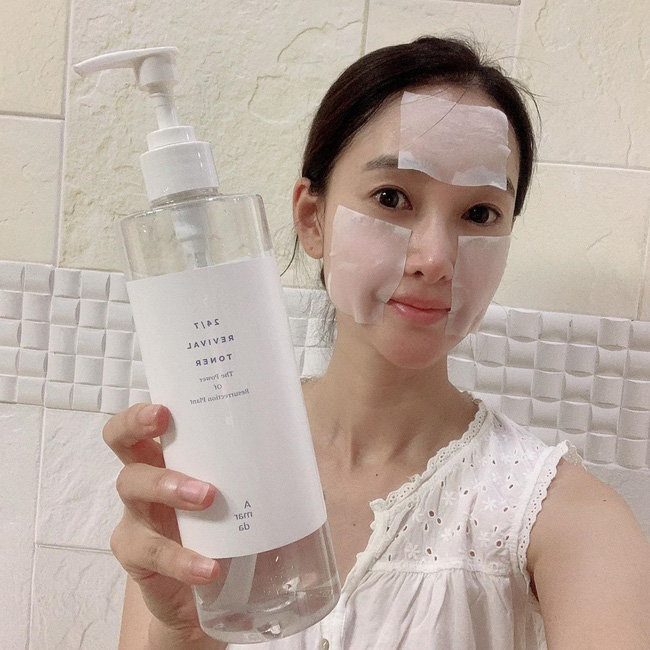 6 th&oacute;i quen skincare lười biếng, thậm ch&iacute; l&agrave; kỳ quặc được hội b&aacute;nh b&egrave;o th&uacute; nhận tr&ecirc;n mạng x&atilde; hội - Ảnh 4.