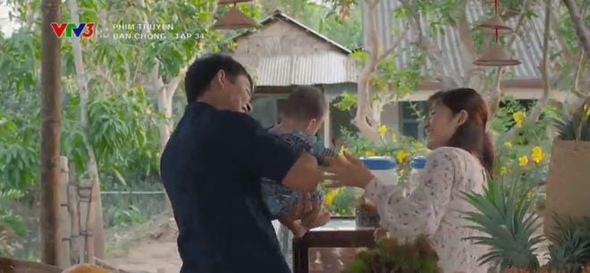 Đoạn kết giản dị cả nh&agrave; đều vui của B&aacute;n Chồng: Nương lại trở về với Vui, lỗi lầm n&agrave;o cũng được x&iacute; m&ecirc;? - Ảnh 11.