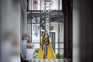 Khả năng catwalk của Lương Th&ugrave;y Linh tại Miss World sắp tới? C&oacute; l&yacute; do để ch&uacute;ng ta c&ugrave;ng y&ecirc;n t&acirc;m! - Ảnh 3.
