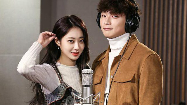 Idol bốc lửa Kyungri (9MUSES) tiết lộ cách hâm nóng tình cảm với Jinwoon (2AM) dù bạn trai đang nhập ngũ - Ảnh 1.