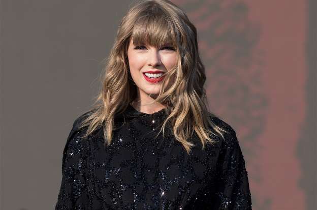 Tin vui nối tiếp tin vui: Taylor Swift chính thức được dỡ lệnh cấm biểu diễn hit cũ tại AMAs, lại được Billboard vinh danh là Người phụ nữ của thập kỷ - Ảnh 1.