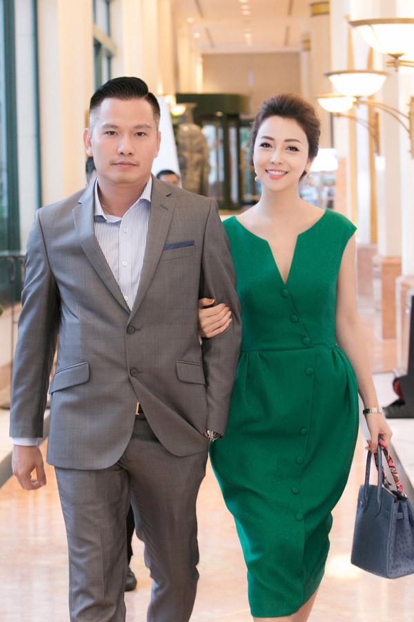 Học vấn khủng của loạt dâu rể showbiz Việt: Toàn doanh nhân thành đạt tốt nghiệp loại giỏi, thạo 4, 5 ngoại ngữ - Ảnh 4.