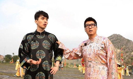 D&agrave;n sao Running man g&acirc;y nổ mỗi lần đổ bộ Việt Nam: S&acirc;n bay vỡ trận, Ji Hyo sướt mướt, ai ngờ Haha đến nhiều đến mức n&agrave;y - Ảnh 2.