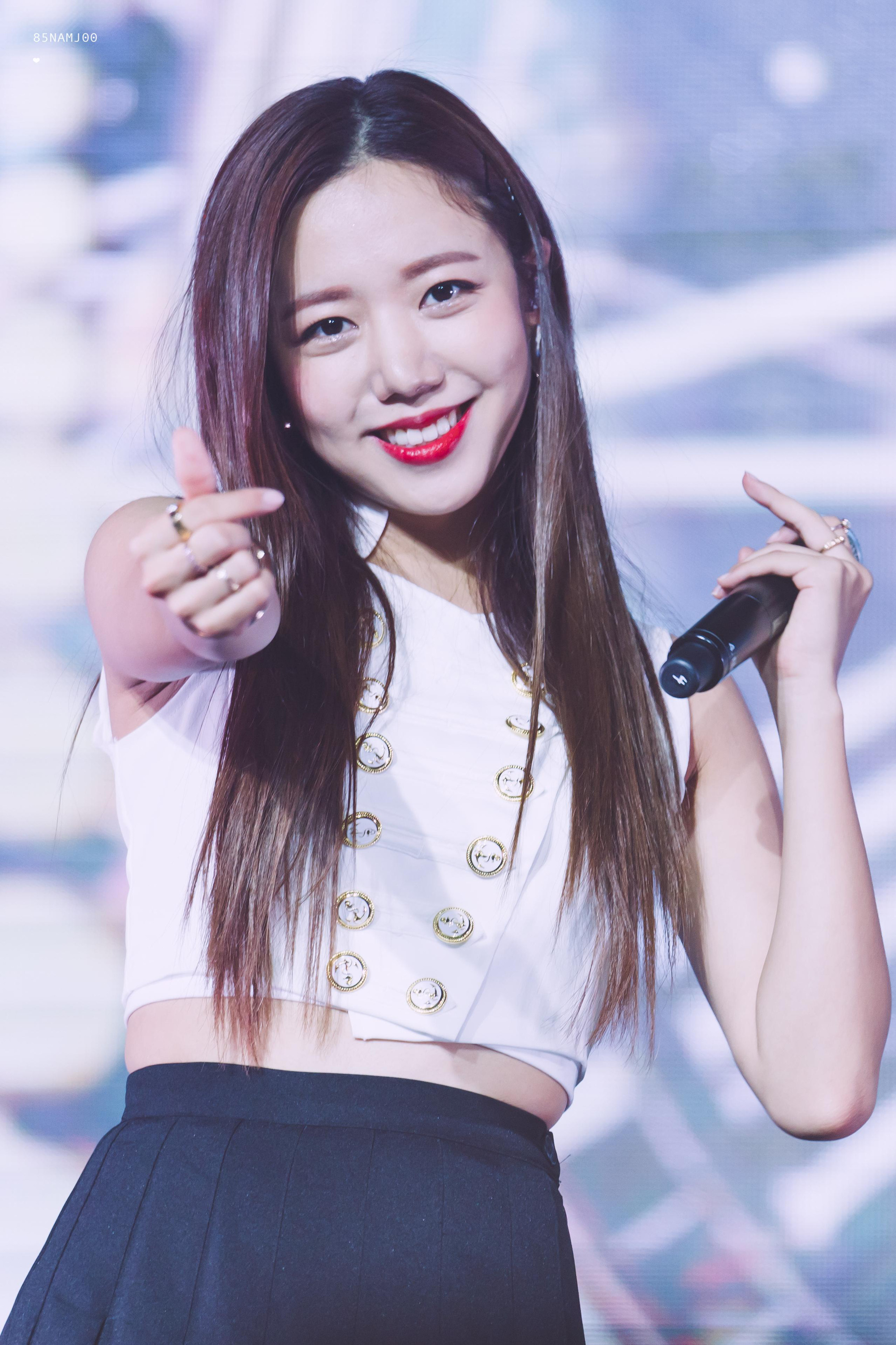 Knet đau đầu chọn ra 10 nữ idol c&oacute; đ&ocirc;i mắt đẹp nhất Kpop: Ngo&agrave;i mỹ nh&acirc;n BLACKPINK - TWICE, c&ograve;n qu&aacute; nhiều nh&acirc;n tố đỉnh - Ảnh 20.