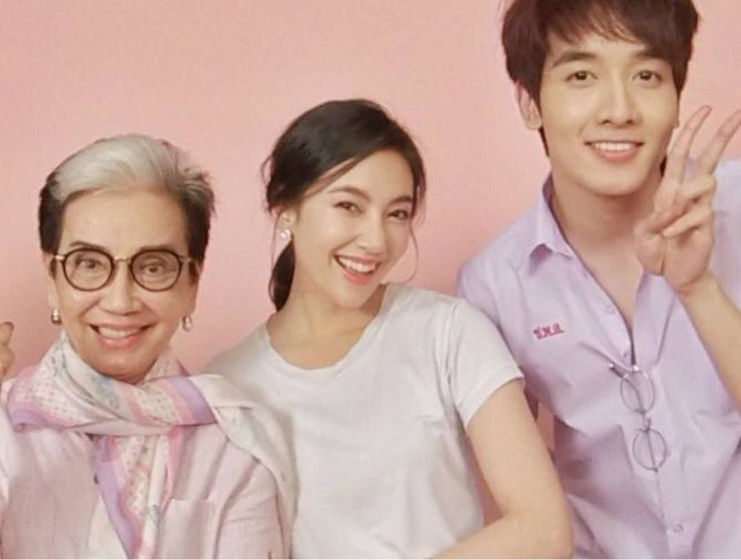 5 phim Th&aacute;i đầy hứa hẹn của đ&agrave;i CH3 cho năm 2020: Baifern t&aacute;i ngộ mĩ nam Frienzone, Chị Đẹp bản Th&aacute;i y&ecirc;u trai trẻ 2000 - Ảnh 12.