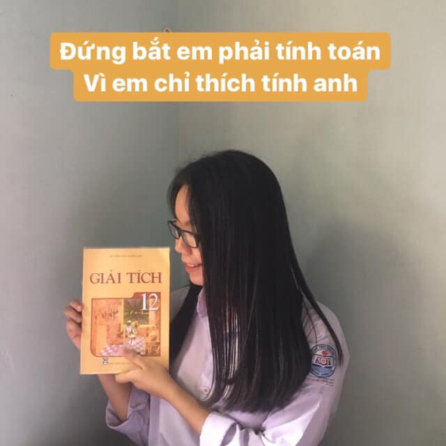 Thả thính như dân chăm học: Buông lời tỏ tình đầy mùi kiến thức sách vở, vừa tri thức lại ngọt ngào bảo sao crush xin đổ ầm ầm - Ảnh 1.