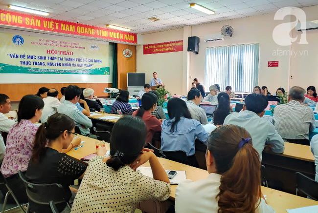 B&aacute;o động mức sinh của TP.HCM đang rất thấp: Do sống theo tr&agrave;o lưu, ph&aacute; thai, v&ocirc; sinh - Ảnh 1.