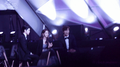 Lee Kwang Soo, Yoona, Seongwu phản ứng khi xem B&iacute;ch Phương Lets Đu Đưa: Phấn kh&iacute;ch, vỗ tay dễ thương qu&aacute; x&aacute;! - Ảnh 4.