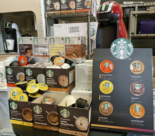 Starbucks lại khiến dân tình mắt chữ A, miệng chữ O với phiên bản ly sứ siêu to khổng lồ nặng tới 9,5kg - Ảnh 6.