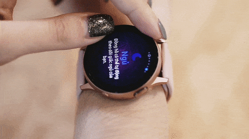Đánh giá thiết kế Galaxy Watch Active 2: Thay đổi ít nhưng trải nghiệm vẫn nhiều - Ảnh 6.