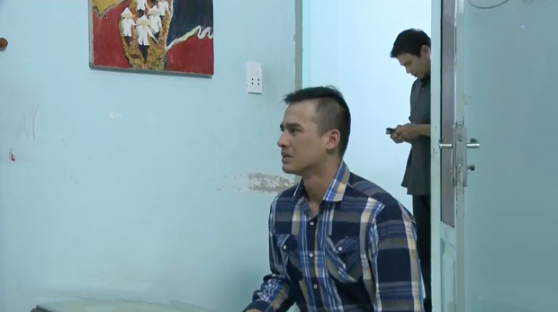 Loạt tình tiết giật gân gây tranh cãi của Không Lối Thoát: Đâu phải kẻ cưỡng bức nào cũng xấu, ủa? - Ảnh 4. Loạt tình tiết giật gân gây tranh cãi của Không Lối Thoát: Đâu phải kẻ cưỡng bức nào cũng xấu, ủa? - Ảnh 4.
