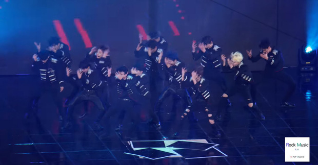 Chỉ có thể là SEVENTEEN: Đầu năm biểu diễn làm vỡ sân khấu nhà đài, cuối năm lên nhận giải Sân khấu của năm như thật - Ảnh 3.