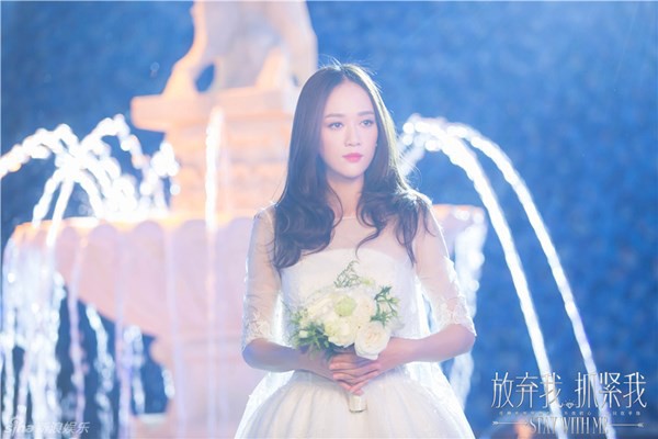 10 cô dâu đẹp nhất trên màn ảnh: Lưu Diệc Phi trong sáng thuần khiết, Jun Ji Hyun kiêu sa sang chảnh - Ảnh 17.