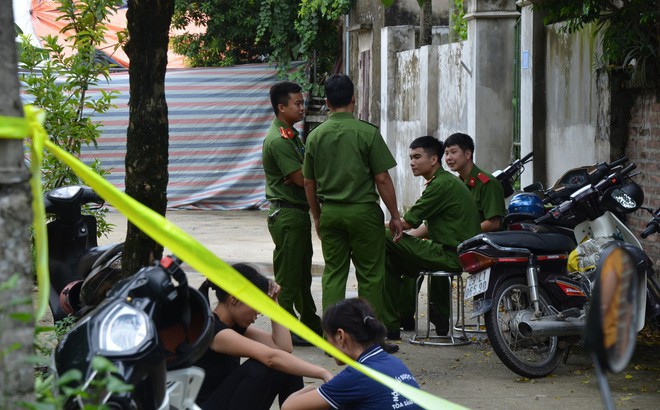 Cô gái thoát chết trong thảm án anh truy sát gia đình em ở Đan Phượng lần đầu lên tiếng - Ảnh 2.