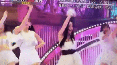 Idol Kpop hớ hênh trên sân khấu vì váy áo cũn cỡn: HyunA liên tục “lộ hàng” chưa sốc bằng cựu thành viên SeeYa từng hở trọn vòng 1 - Ảnh 24.