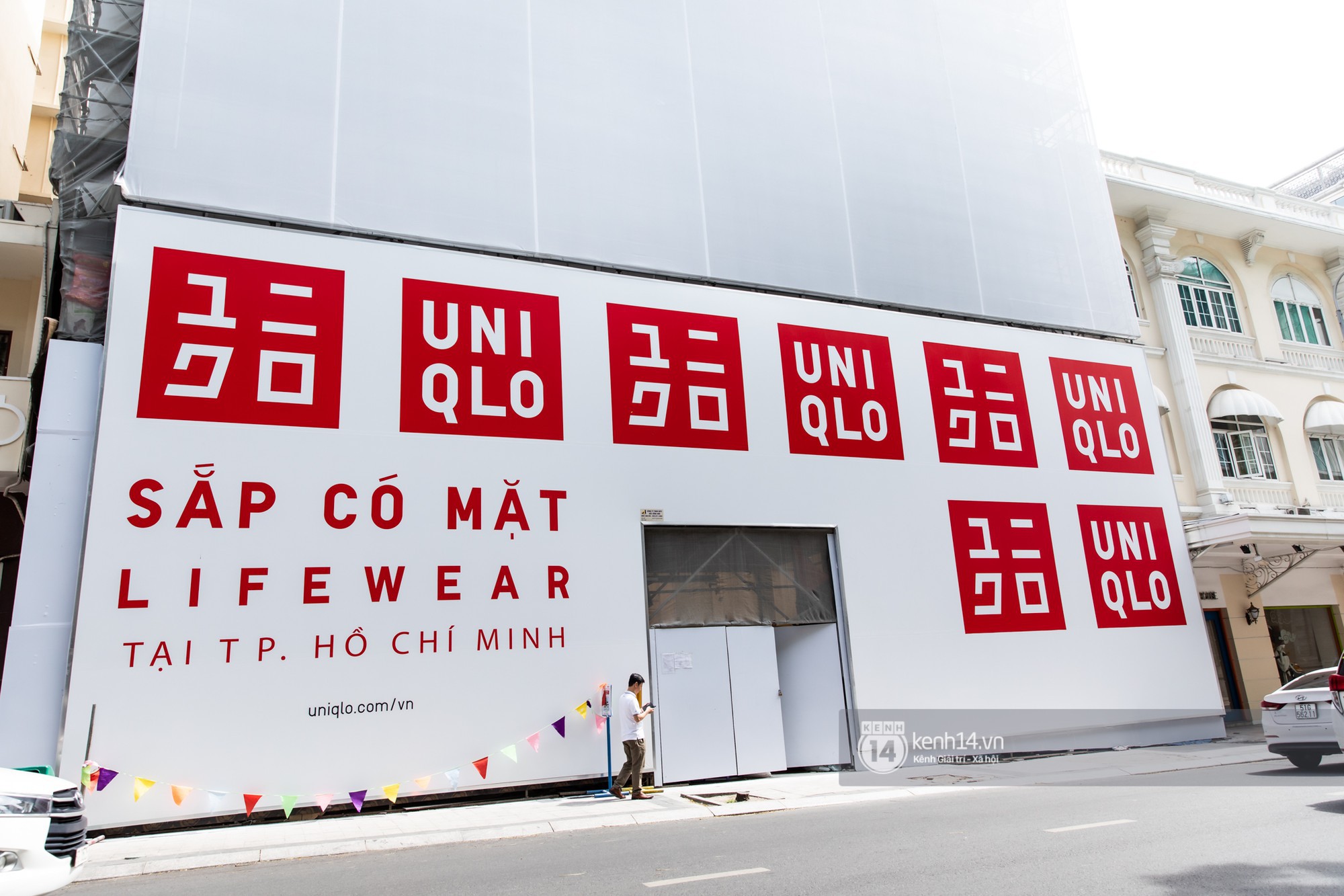 Chính thức khai trương cửa hàng Uniqlo Vincom Bà Triệu vào lúc 930 sáng  ngày 2810