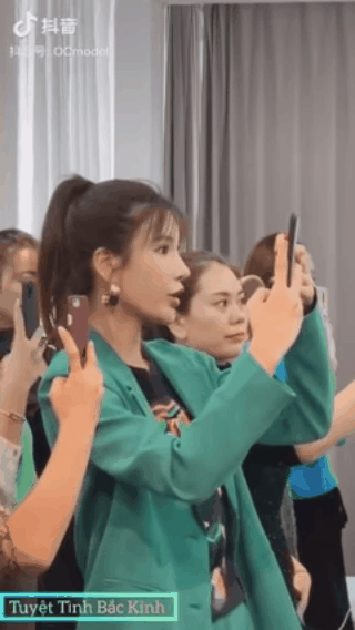 Ai bảo selfie dễ? Người ta mở hẳn lớp học chụp ảnh để sống ảo chuy&ecirc;n nghiệp đ&acirc;y n&agrave;y! - Ảnh 3.