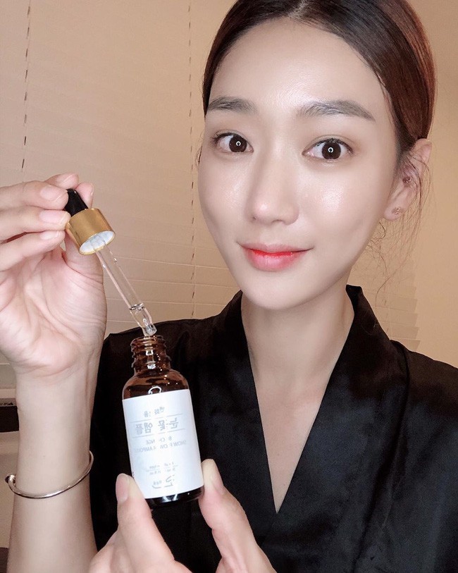 Mỗi sản phẩm skincare chỉ hiệu quả trong khoảng thời gian nhất định, sau đó bạn nên “tiễn” chúng ngay - Ảnh 3.