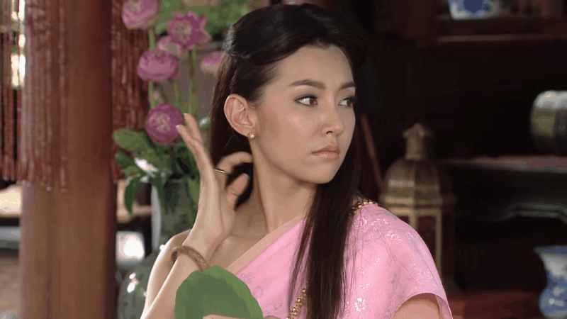 5 mĩ nhân cổ trang đẹp nhất xứ Thái: Bạn gái Sơn Tùng xinh đấy nhưng thần thái còn thua nàng thơ Yaya - Ảnh 9.