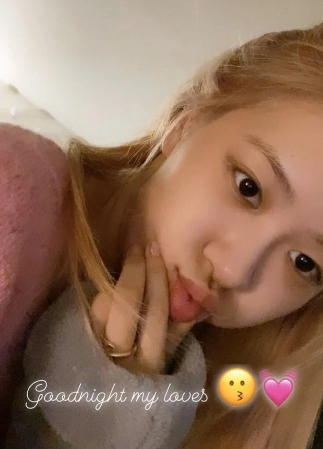 Dân tình xôn xao khi Rosé (BLACKPINK) lần đầu khoe mặt mộc, nhưng liệu có được như mong đợi? - Ảnh 1.