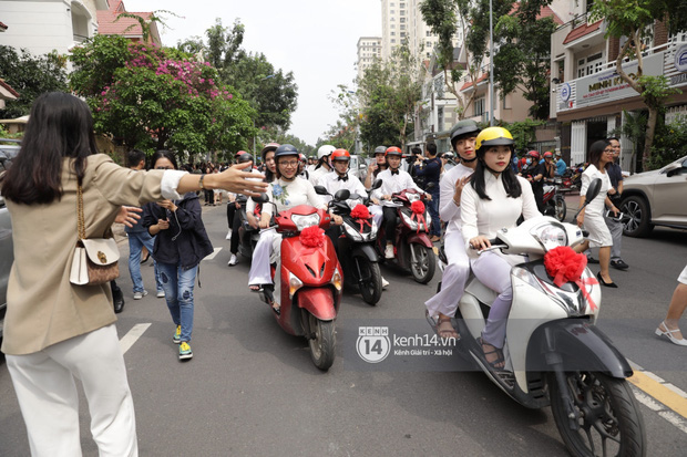 Đông Nhi - Ông Cao Thắng trong vòng tay của Potatoes: Đời làm nghệ sĩ, còn gì hạnh phúc hơn khi fan trở thành người một nhà với mình thế này! - Ảnh 6.