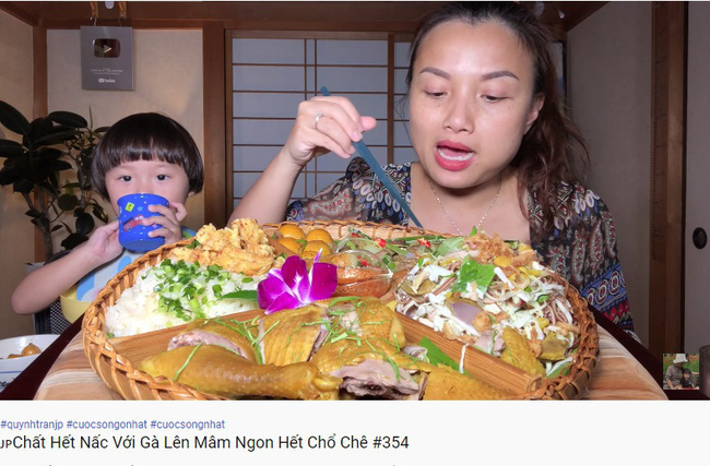 Làm vlog ở Nhật Bản, ai ngờ Quỳnh Trần JP còn bê nguyên cả khối món ăn Việt sang để thể hiện - Ảnh 9.