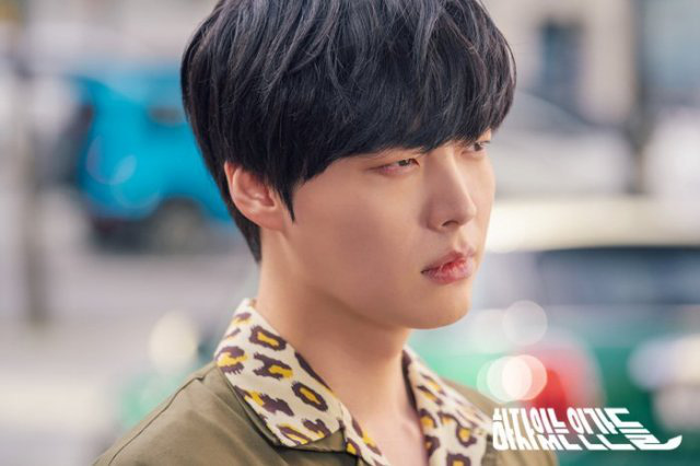 Review Love With Flaws: Đủ chiêu trò từ hội mỹ nam át vía Ahn Jae Hyun tới châm ngôn trai đẹp thì đểu, trai xấu thì tốt - Ảnh 13.