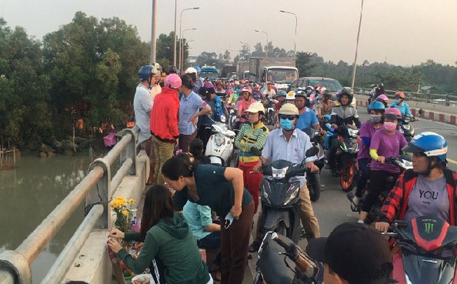 Phát hiện thi thể 2 bố con dưới sông Hồng đoạn qua cầu Ngọc Tháp - Ảnh 1.