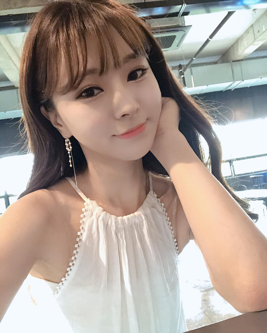 Say đắm với nhan sắc cô nàng thánh nữ MC Kim Su-hyeon của LCK - Ảnh 10. 
