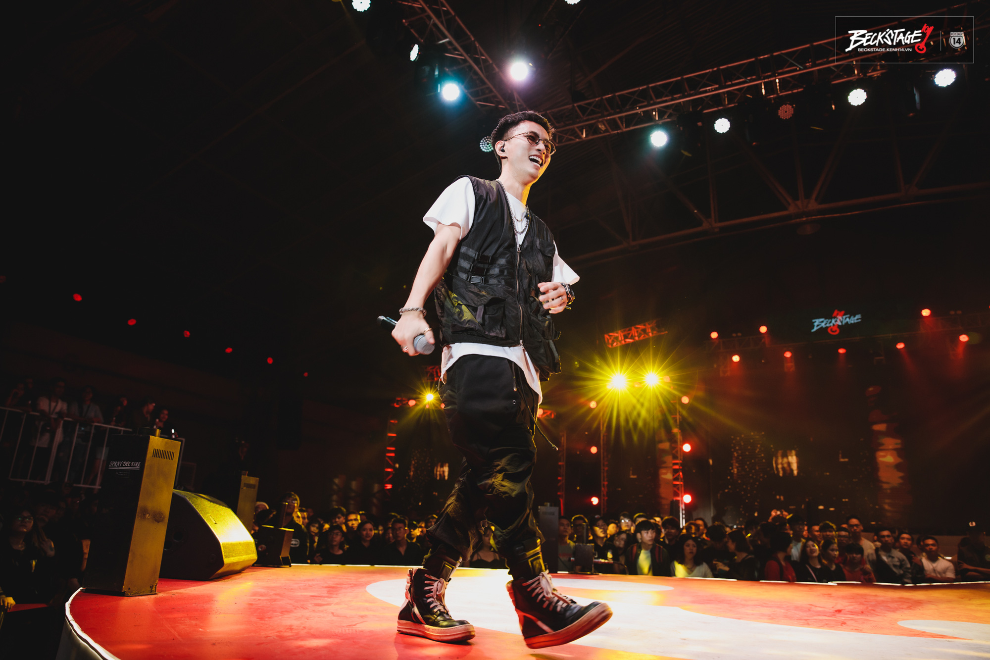 Rysmatic Rapper Rhymastic và Blacka mở màn đại nhạc hội Beck