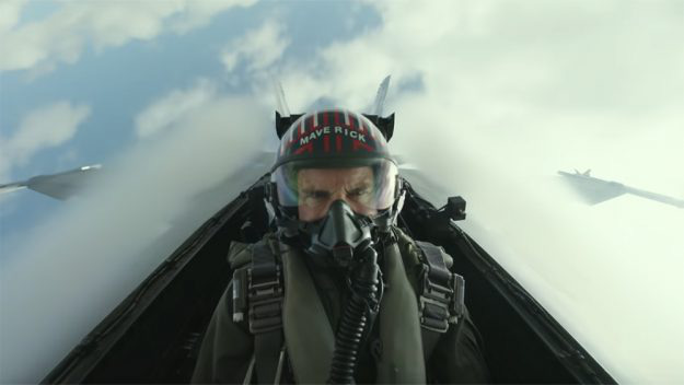 Ở độ tuổi 60, Tom Cruise vẫn trổ tài nhào lộn trên không trong bom tấn Top Gun: Maverick - Ảnh 1.