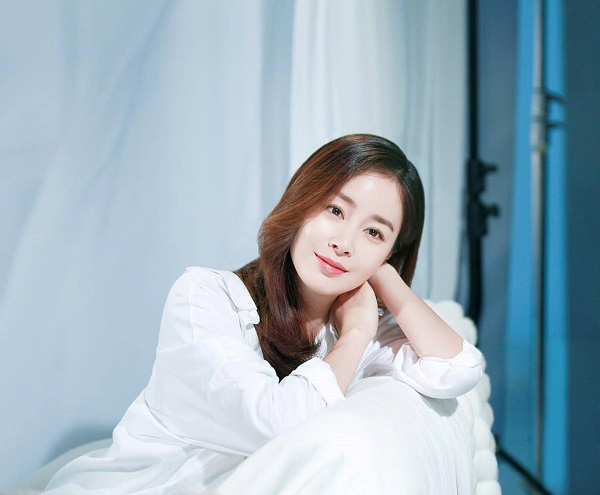 4 nữ thần “sắc nước hương trời” một thời: Từ Lee Young Ae đến Kim Tae Hee đều sắm vai “mẹ bỉm sữa” khi tái xuất màn ảnh - Ảnh 8.