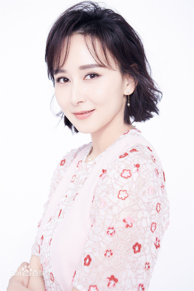 Cuộc sống vương giả của &ldquo;đệ nhất mỹ nh&acirc;n&rdquo; được chồng đại gia tổ chức lễ cưới ngh&igrave;n tỷ - Ảnh 9.