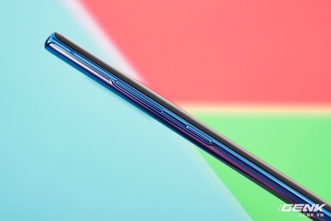 Cảm nhận m&agrave;u mới tr&ecirc;n Galaxy Note10+ Aura Blue: Kh&ocirc;ng theo xu hướng chuyển m&agrave;u, c&agrave;ng ra nắng c&agrave;ng thấy đẹp hơn - Ảnh 7.