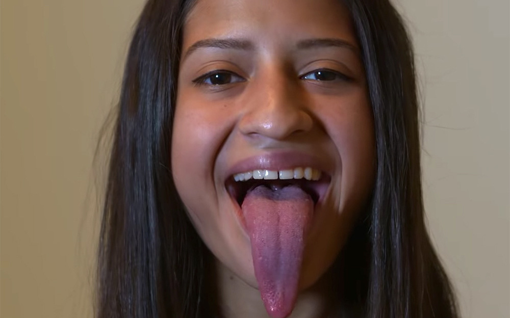 Grannies tongue retro POV