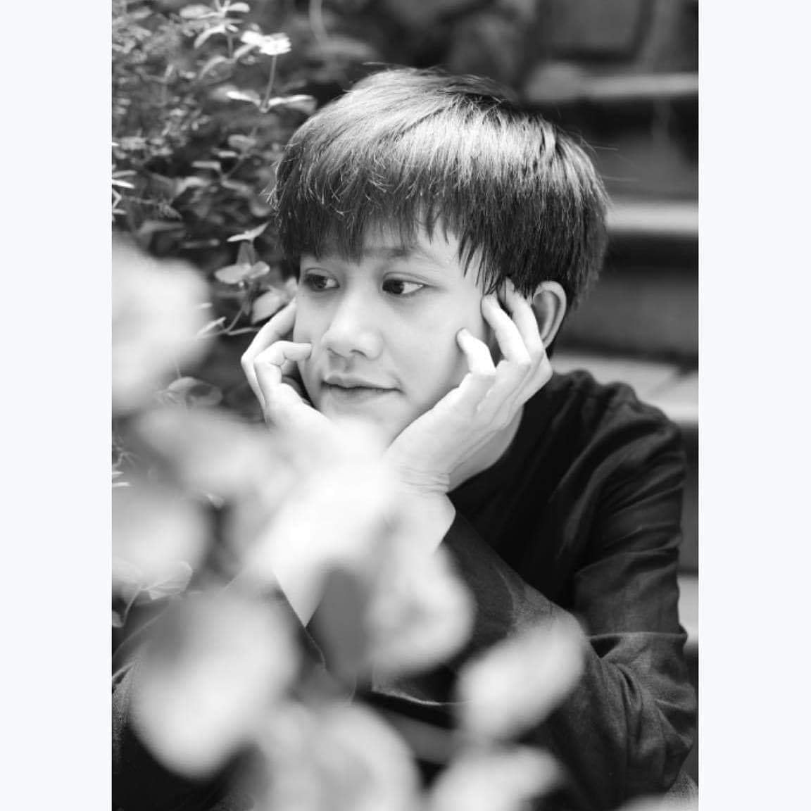 Điểm mặt những gương mặt nổi bật nhất của giới indie Việt: Mỗi band, mỗi nghệ sĩ đều mang đến một cá tính riêng biệt, bạn bị ai chuốc say rồi? - Ảnh 9. Điểm mặt những gương mặt nổi bật nhất của giới indie Việt: Mỗi band, mỗi nghệ sĩ đều mang đến một cá tính riêng biệt, bạn bị ai chuốc say rồi? - Ảnh 9.