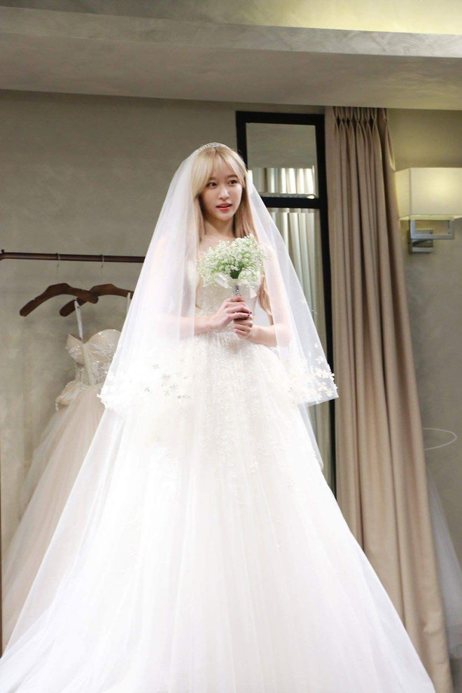 Nhan sắc dàn mỹ nhân Kpop khi diện váy cưới cô dâu: Nữ thần Irene - Yoona mê hoặc, 2 girlgroup sexy lột xác ngoạn mục - Ảnh 6.