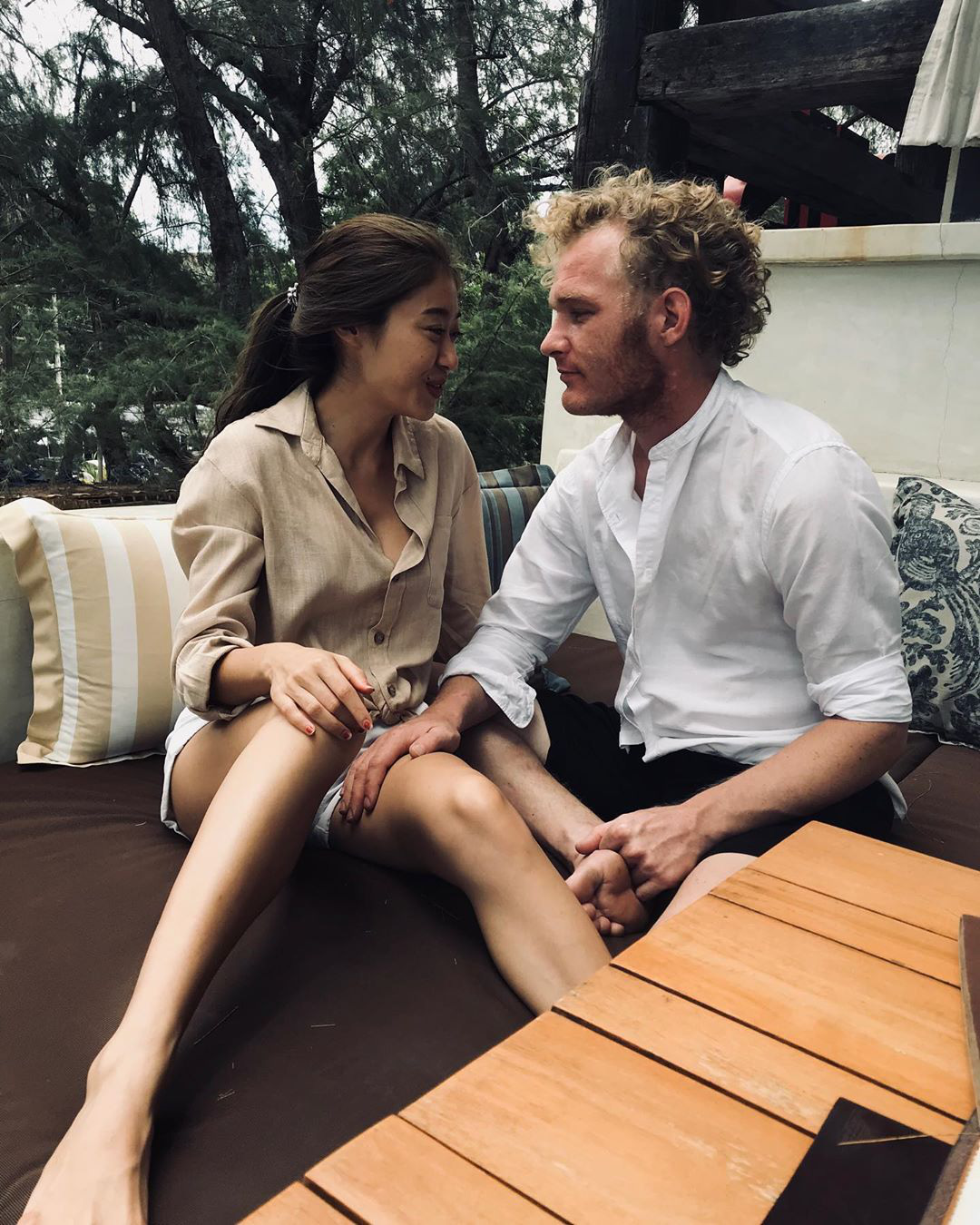 Năm 2019 của d&agrave;n sao Chiếc L&aacute; Bay: Nira hoạt động hết c&ocirc;ng suất, dượng Chat nh&igrave;n Ni m&agrave; học tập - Ảnh 18.