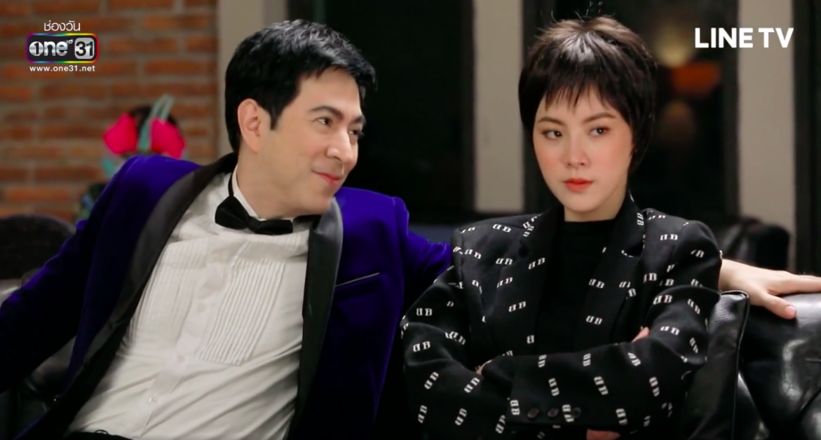 Năm 2019 của d&agrave;n sao Chiếc L&aacute; Bay: Nira hoạt động hết c&ocirc;ng suất, dượng Chat nh&igrave;n Ni m&agrave; học tập - Ảnh 9.