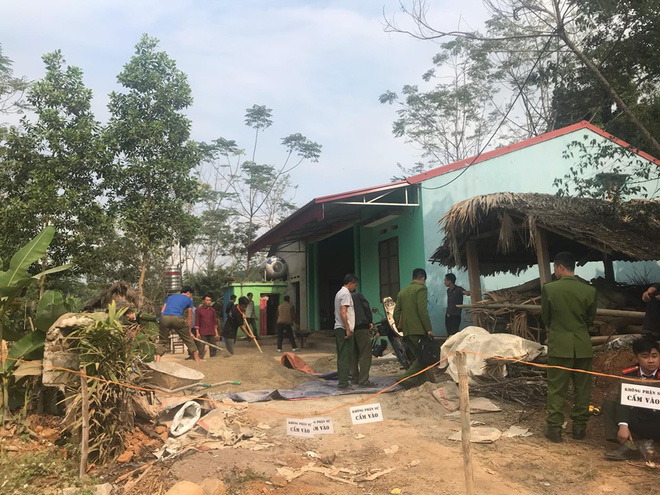 Kh&aacute;m nghiệm hiện trường vụ thảm &aacute;n khiến 6 người thương vong ở Th&aacute;i Nguy&ecirc;n - Ảnh 10.