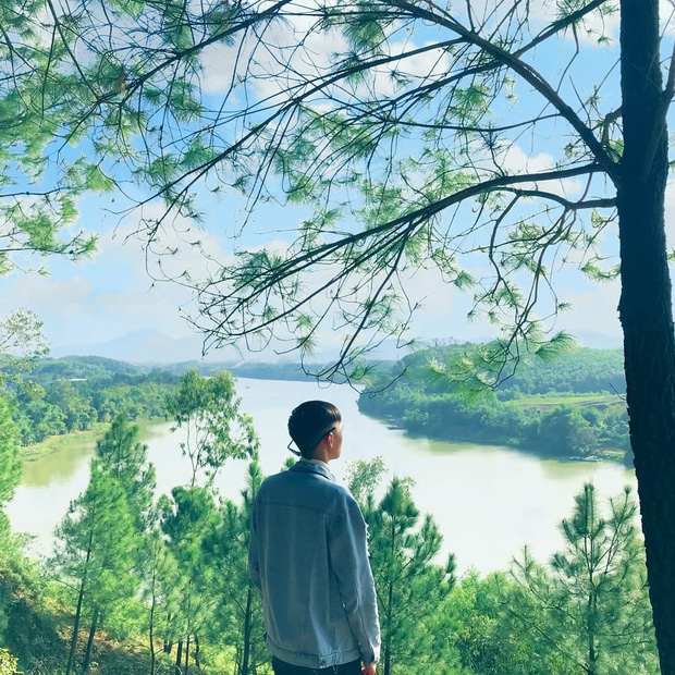 2 ngọn đồi đẹp nhất xứ Huế nơi diễn ra loạt cảnh quay lãng mạn trong “Mắt Biếc”, hoá ra lâu nay chúng ta đều nhầm lẫn - Ảnh 18. 2 ngọn đồi đẹp nhất xứ Huế nơi diễn ra loạt cảnh quay lãng mạn trong “Mắt Biếc”, hoá ra lâu nay chúng ta đều nhầm lẫn - Ảnh 18.