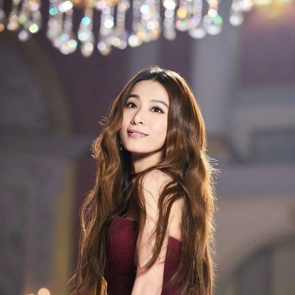 Đã 36 tuổi mà Hebe (S.H.E) vẫn trẻ trung như ngày mới debut nhờ duy trì 5 thói quen sinh hoạt nhỏ mà có võ - Ảnh 4.