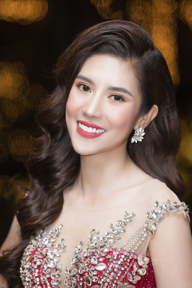 Sự cố dở khóc dở cười: Hoa hậu Yến Nhung đọc nhầm tên Cường C.U thành từ nhạy cảm ngay trên sóng truyền hình - Ảnh 4.